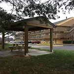 Americas Best Value Inn-Pittsburgh Airport
